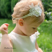 Load image into Gallery viewer, Baby Girl Pia Headband
